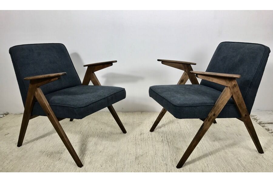 Pair of chairs bunny type 300 177, by J. Chierowski, 1960