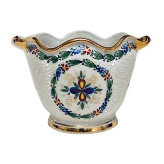 Small pot made of earthenware