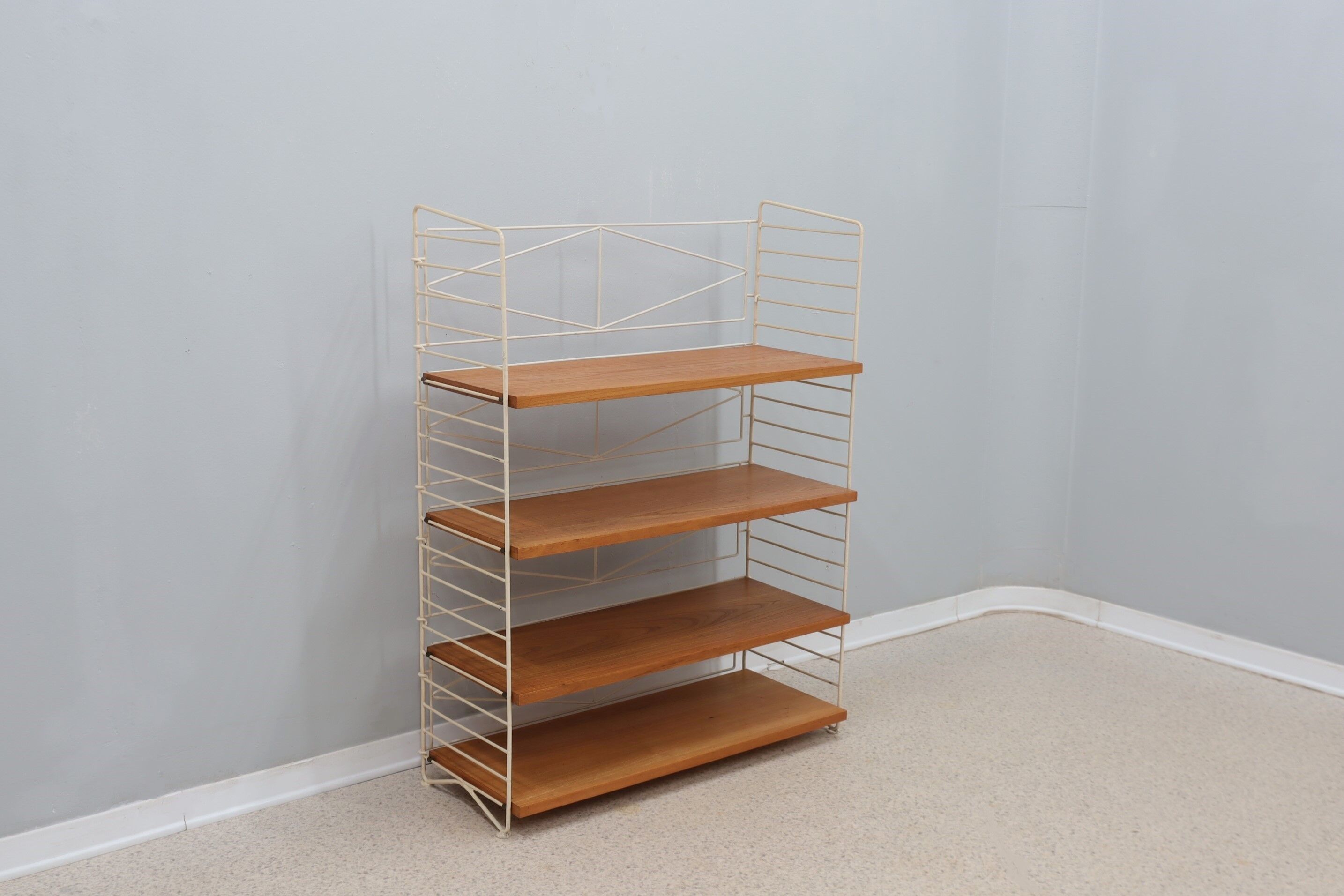 String system vintage shelves 1960s