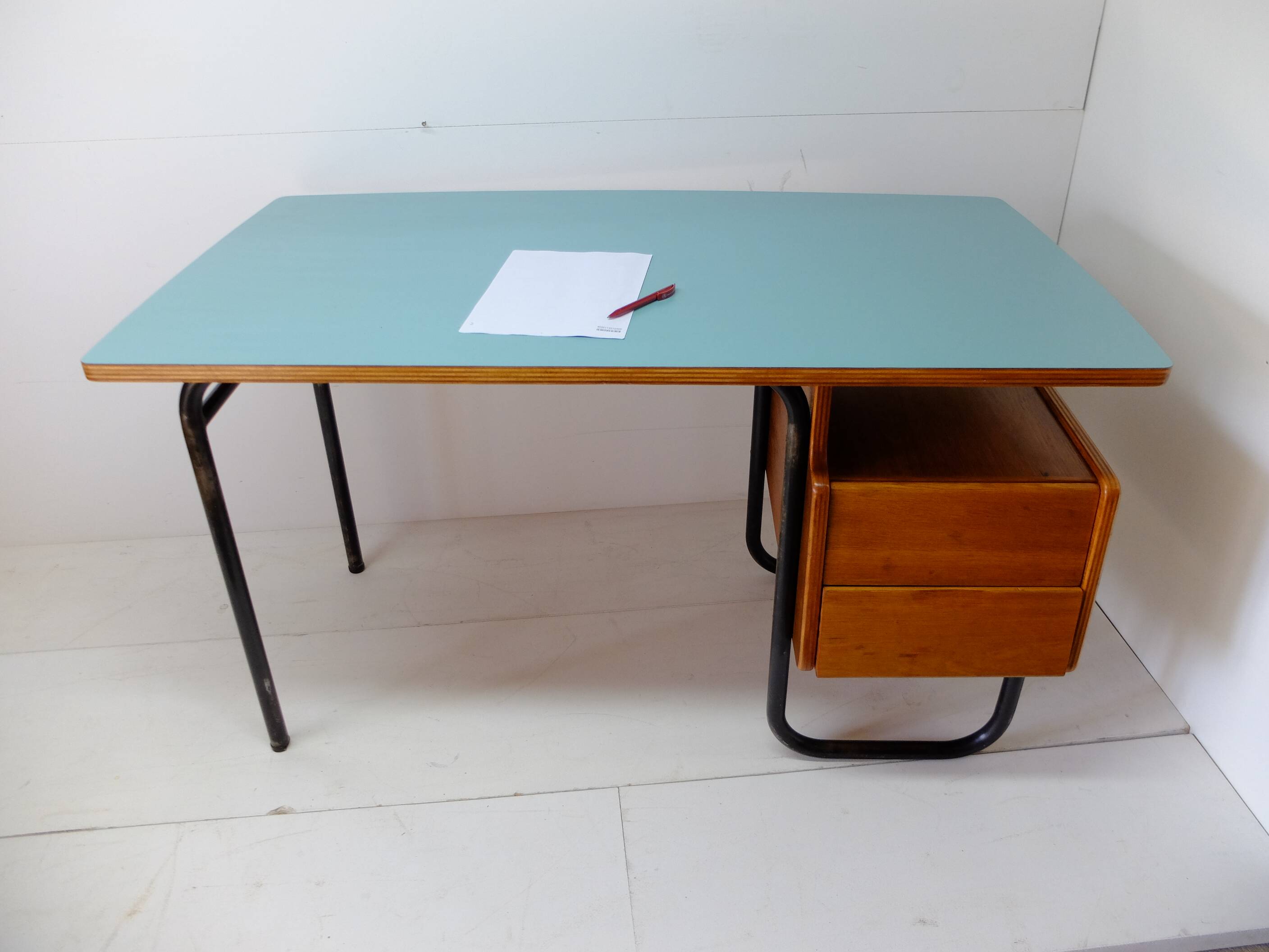 Robert Charroy, Bureau 1950 published by Mobilor