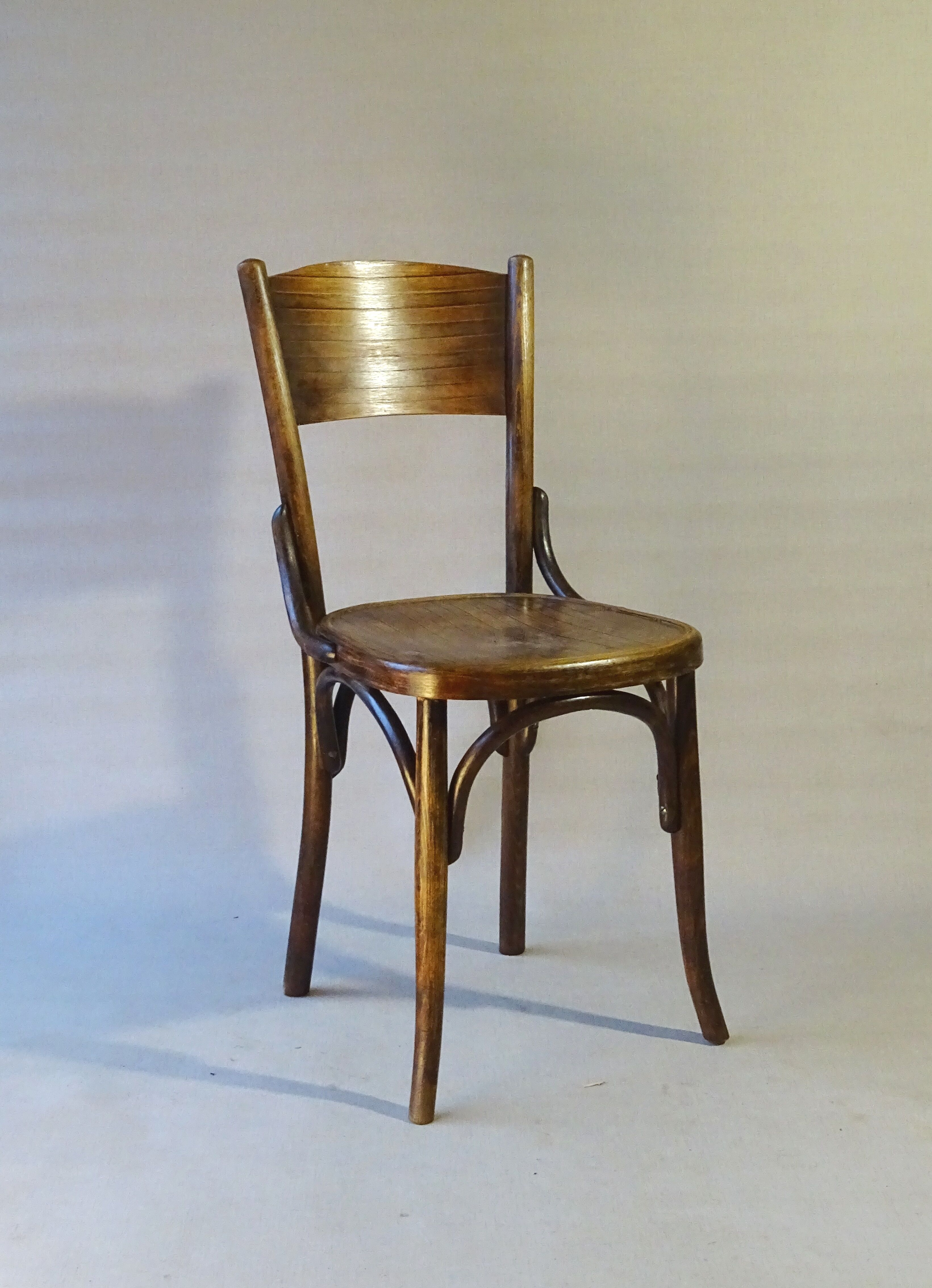 Bistrot Fischel chair seat wood 1930
