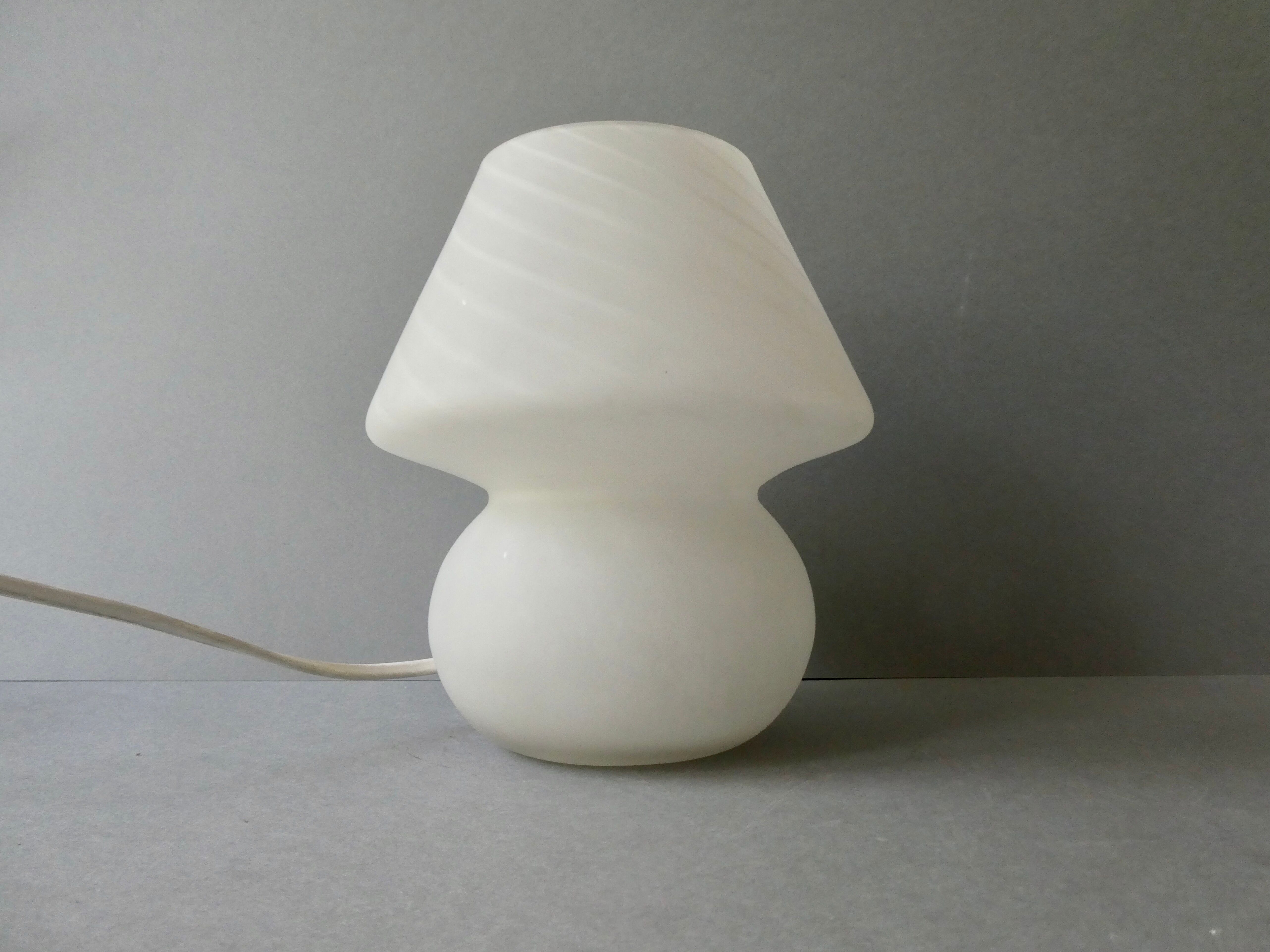 Mushroom lamp in white opaline, Murano, 80s