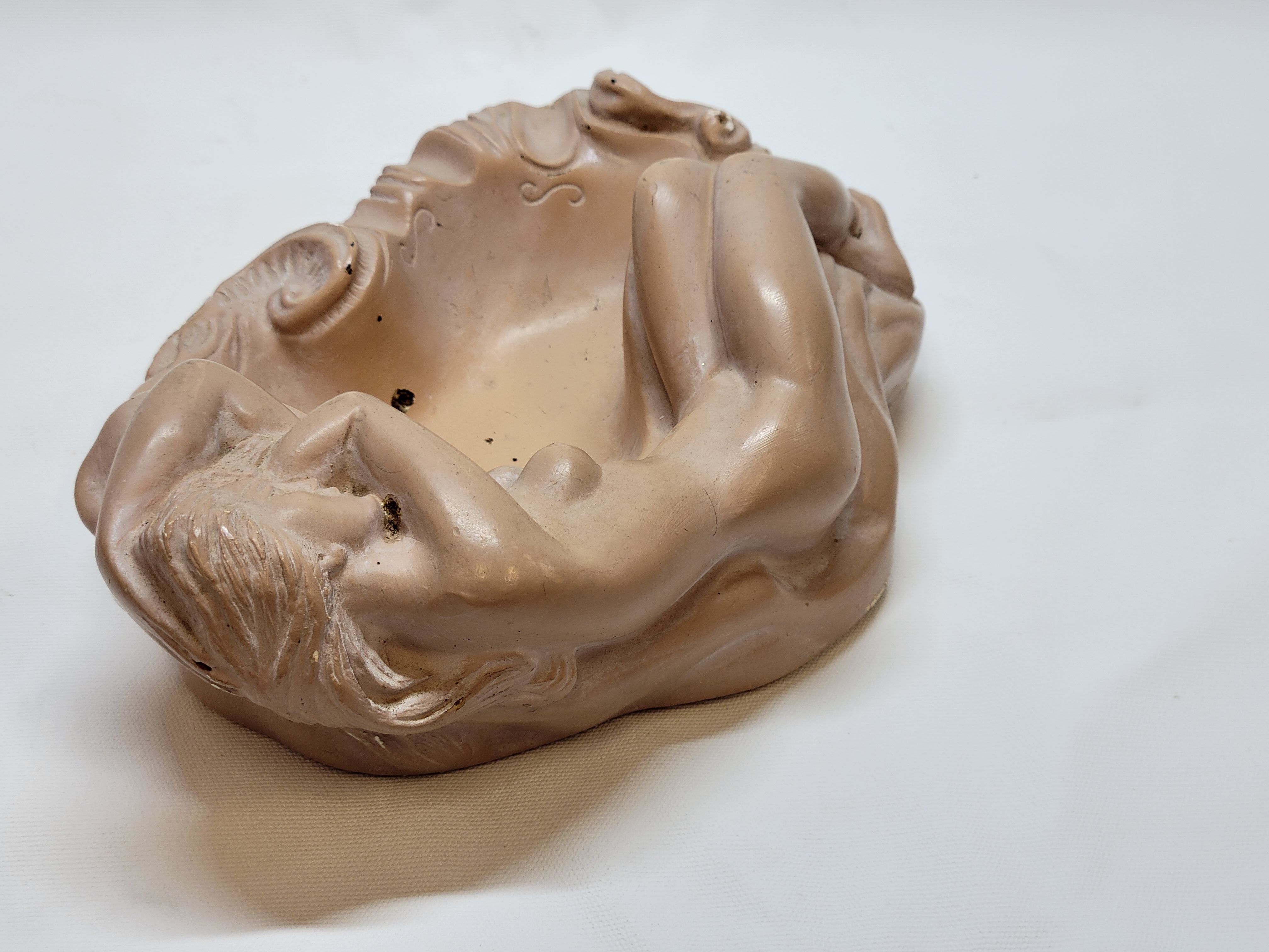 Empty plaster pocket sleeping woman art nouveau signed Carlo Conte