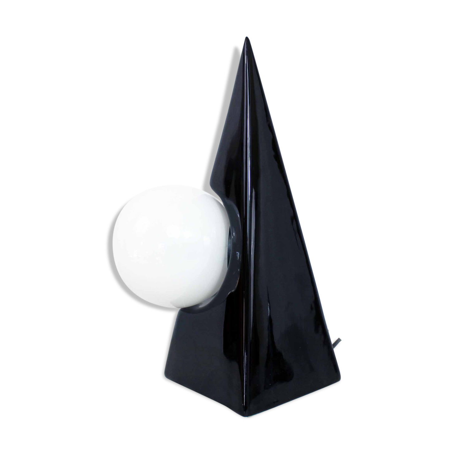 Pyramid lamp in ceramics 70s/80s