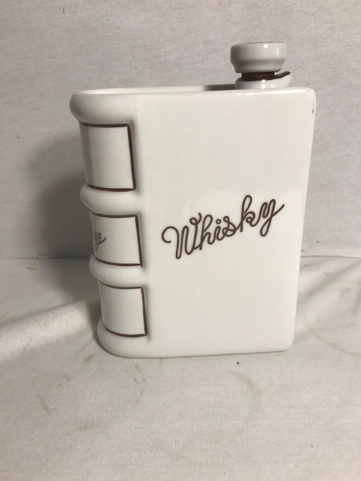 Old whisky porcelain blanche bottle made in france - vintage bouchon