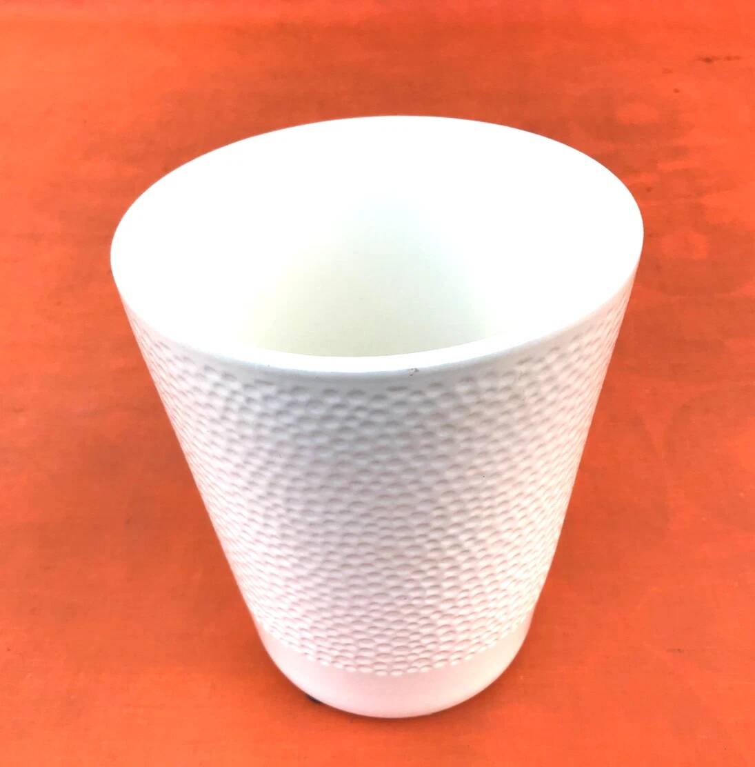 Plant pot / decorative pot glazed terracotta