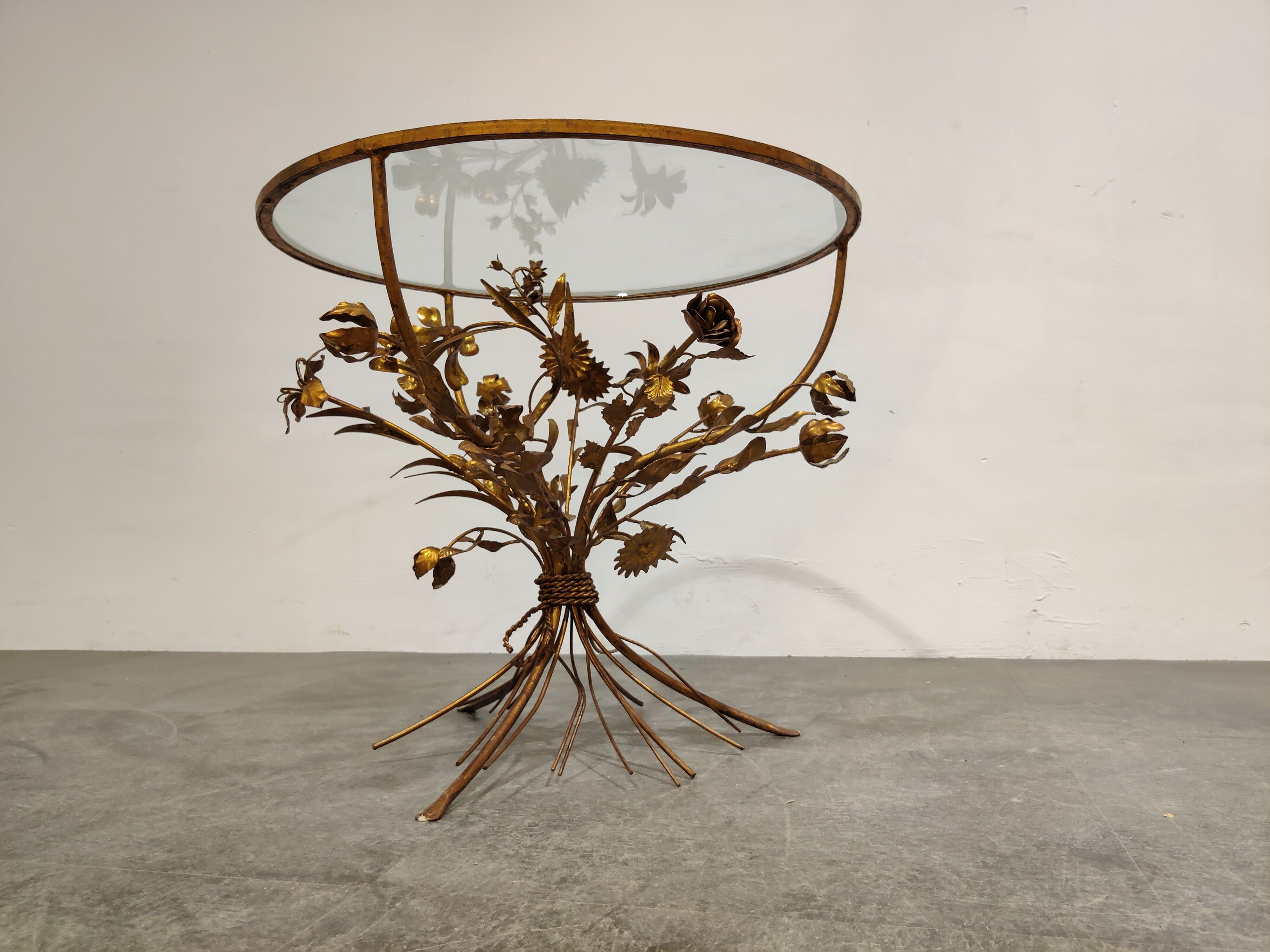 Vintage gilt metal flower side table, italy 1960