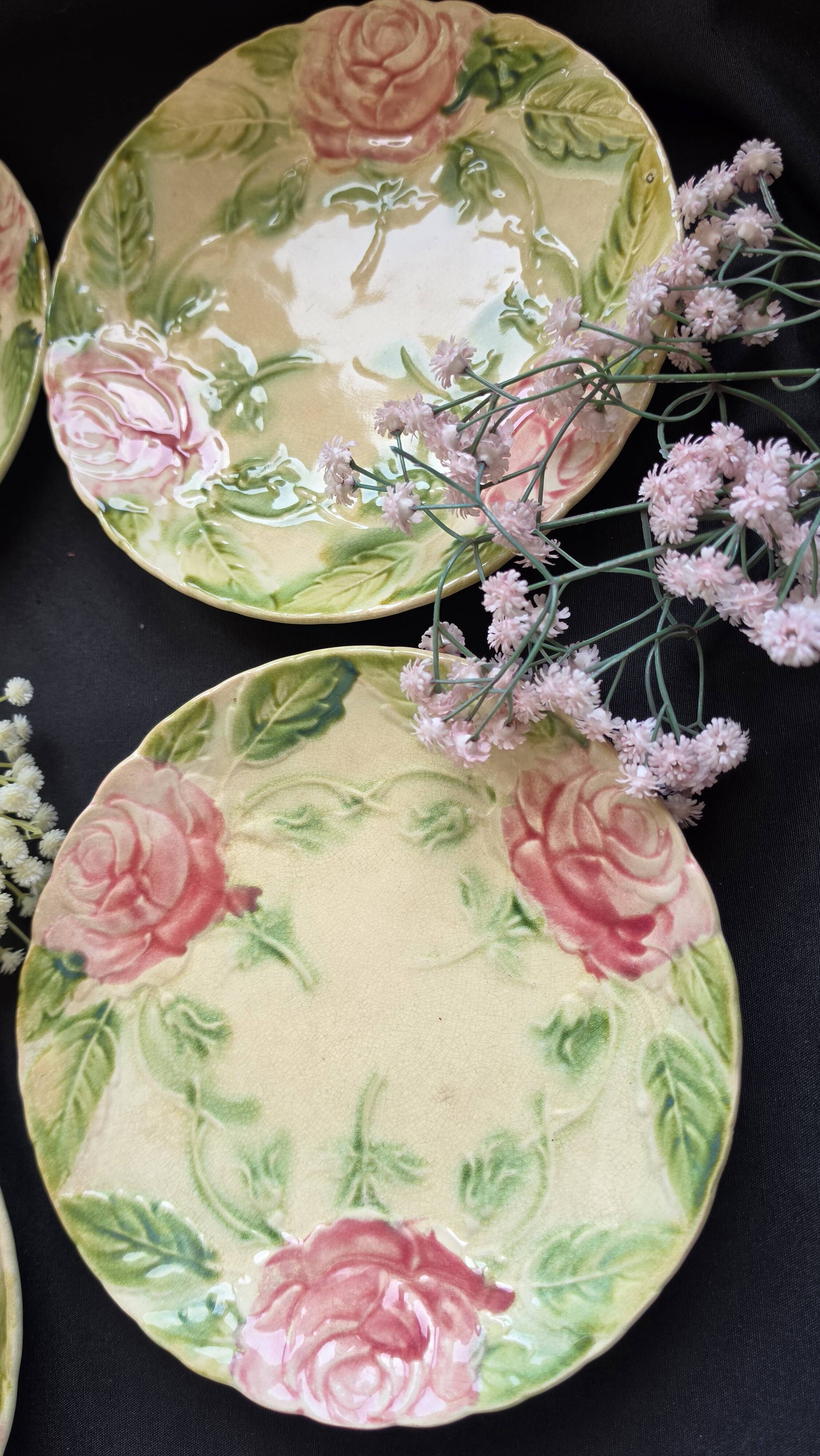 Exclusive antique dessert service in faience/terracotta with slip from 1900.