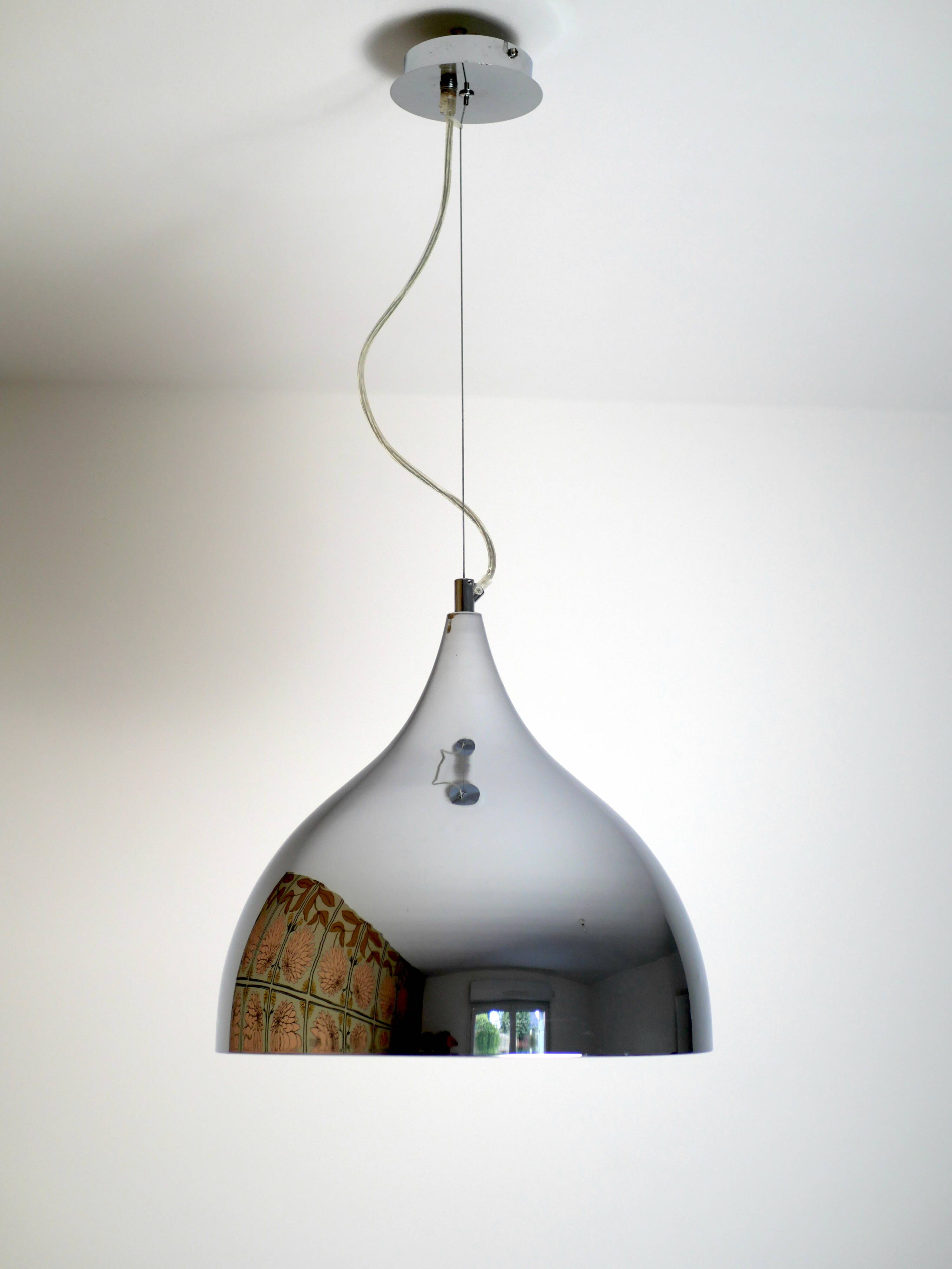 Chrome metal mirror suspension