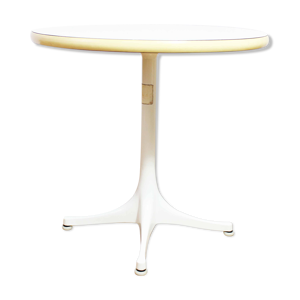 Table de George Nelson