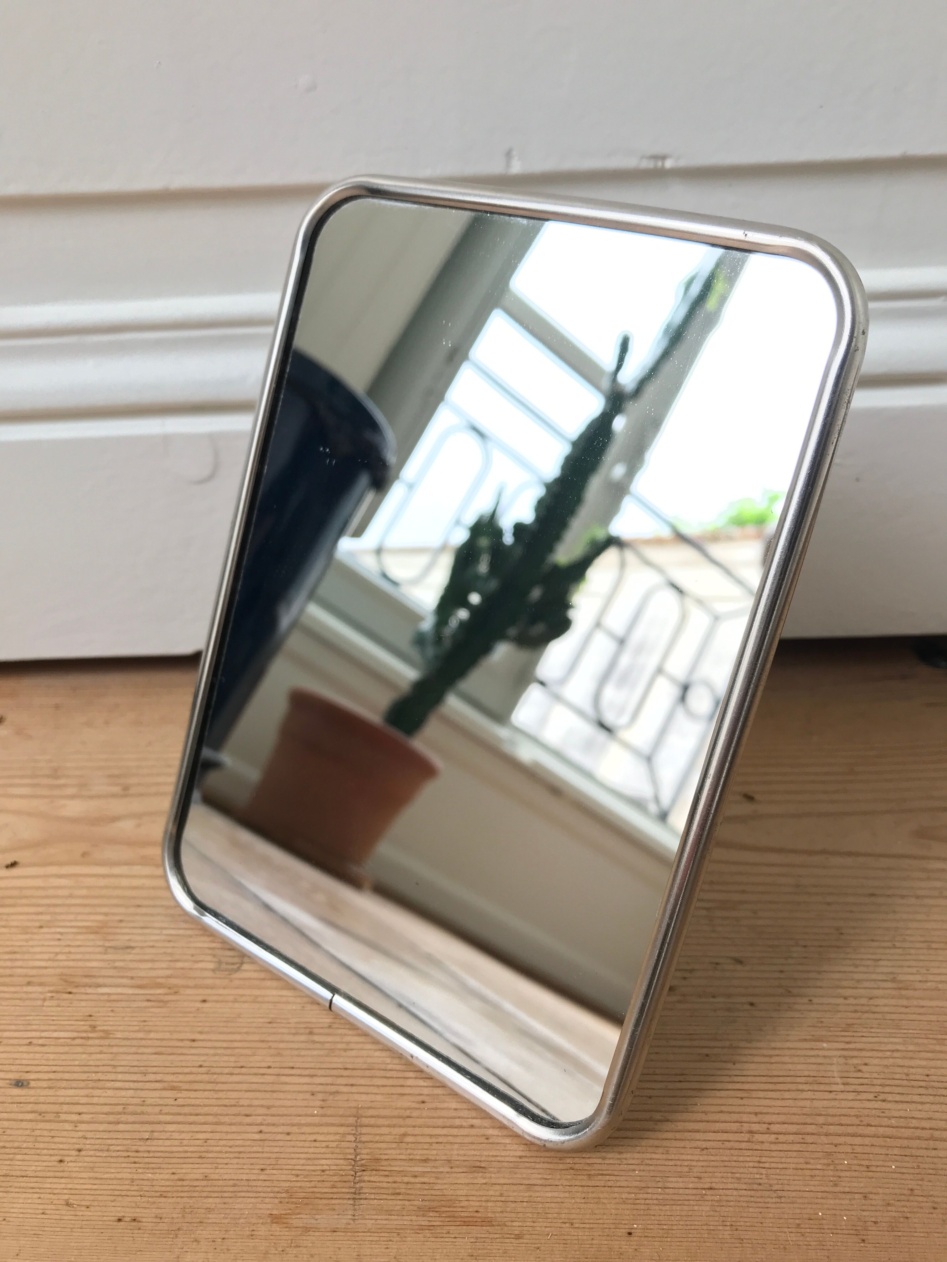 Miroir de barbier à poser ou à accrocher années 50-60 13x18cm