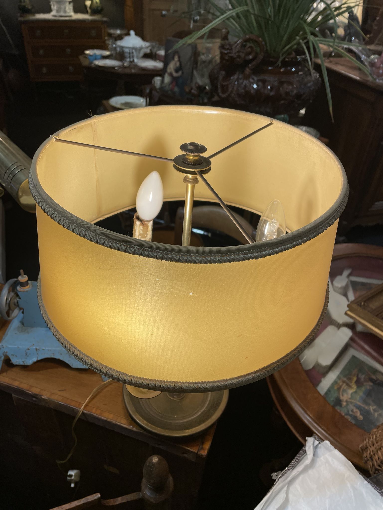 Hot water bottle lamp