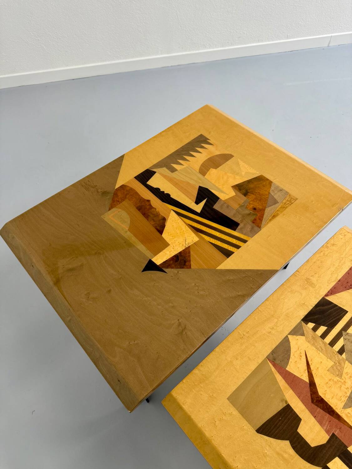 Vintage Italian design geometric marquetry nesting coffee table