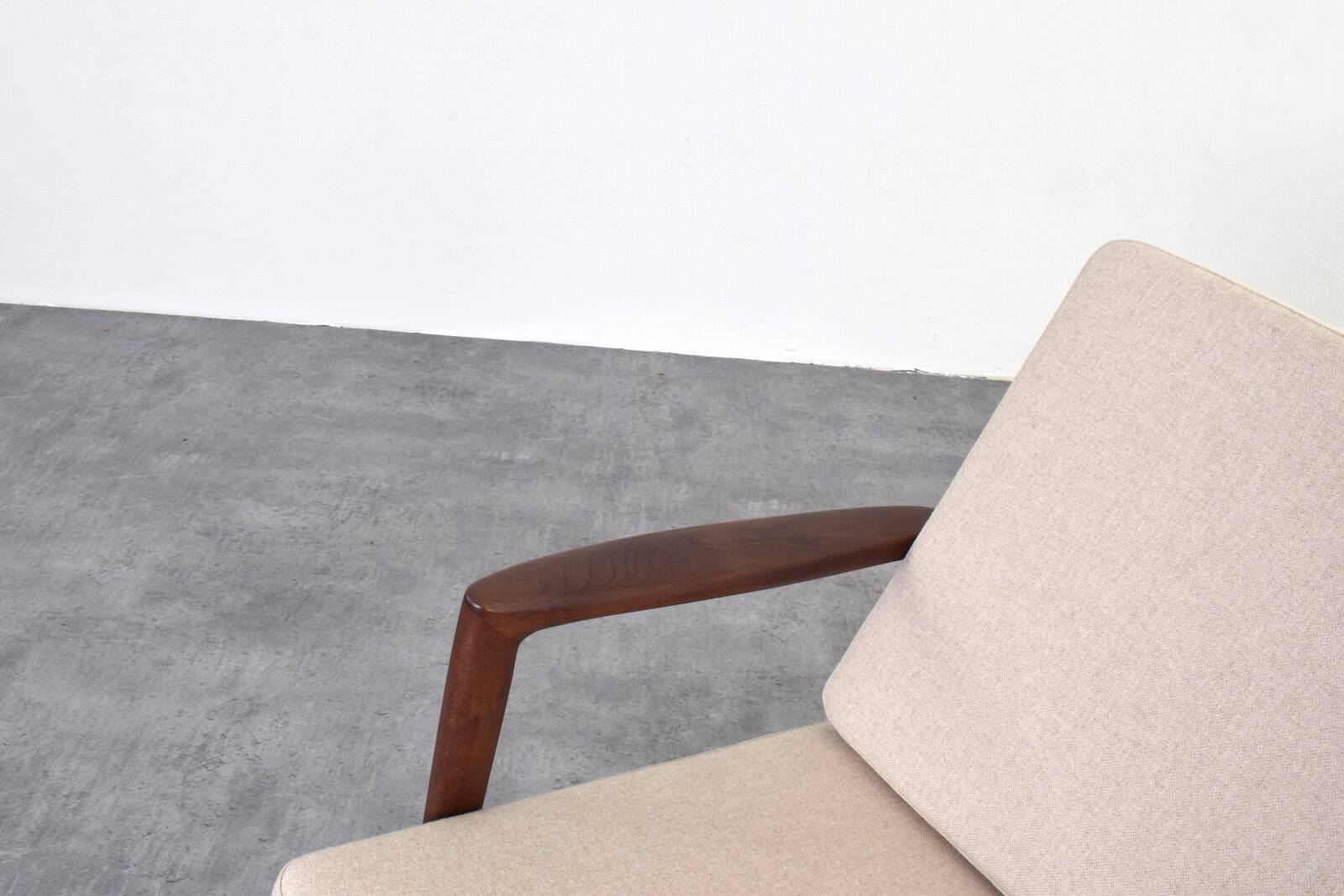 Mid-Century Stefan Lounge Chair, 1960s