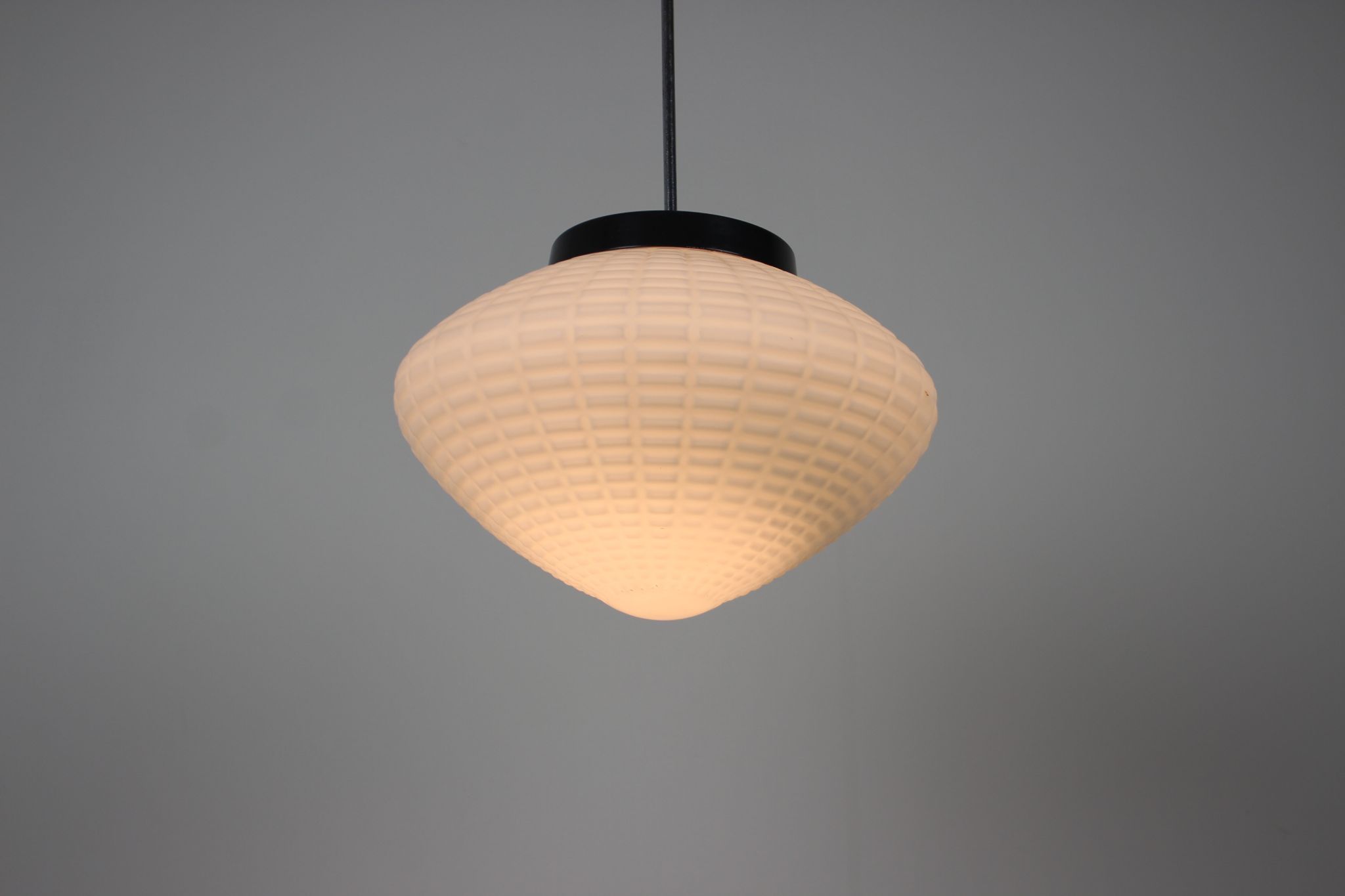 Mid-century hanging lamp, 1970