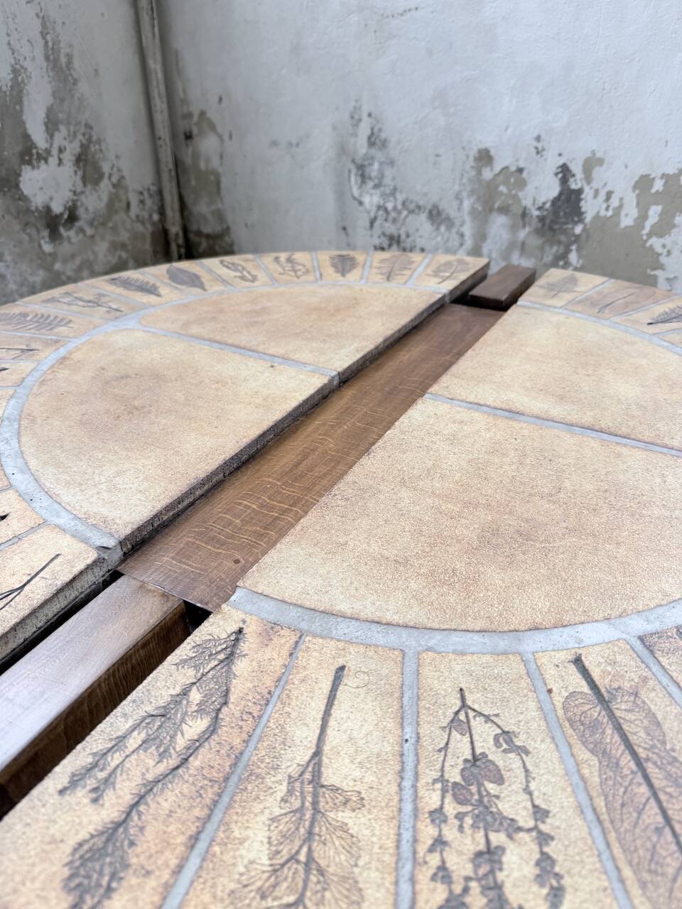 Table basse Roger Capron « grain de café »