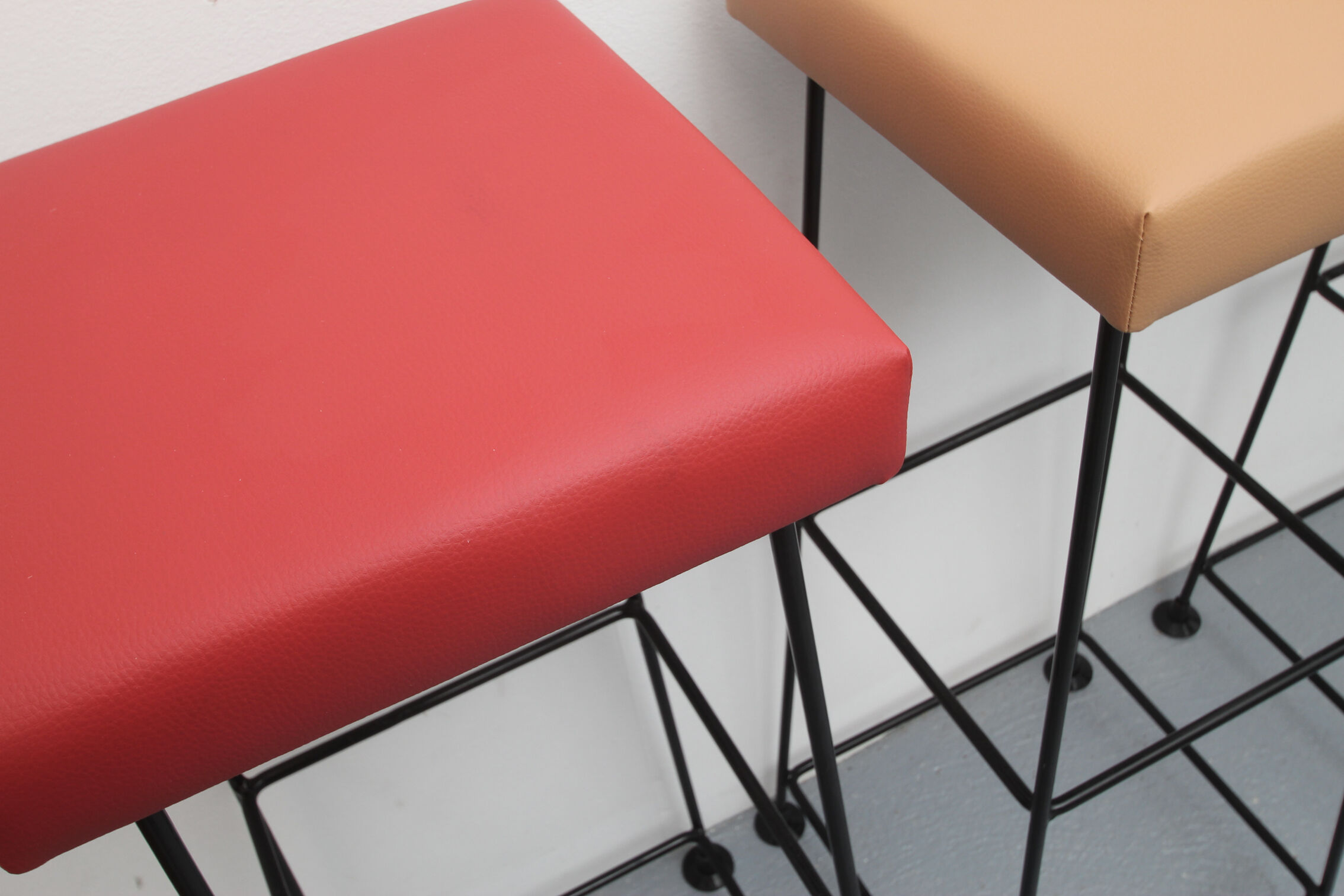 Set of 4 bar-stools Wire 1960s