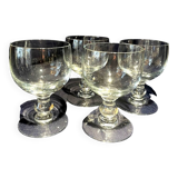 Suite de 4 verres a vin rouge a pied en cristal