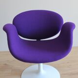 Pair of Little Tulip chairs by Pierre Paulin