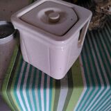 English teapot, old porcelain - The Cube