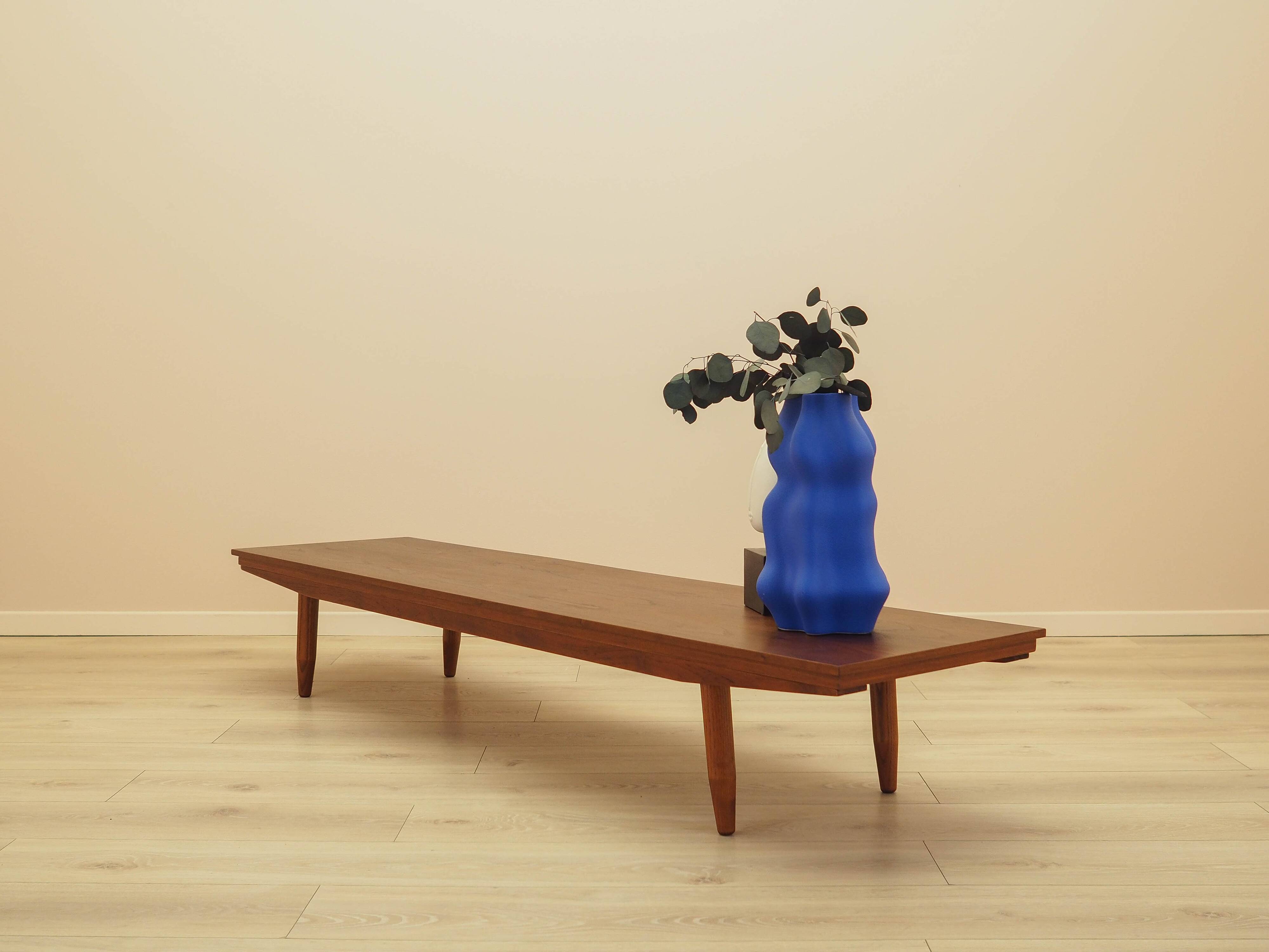 Lowboard, design danois, années 1970, fabriqué au Danemark