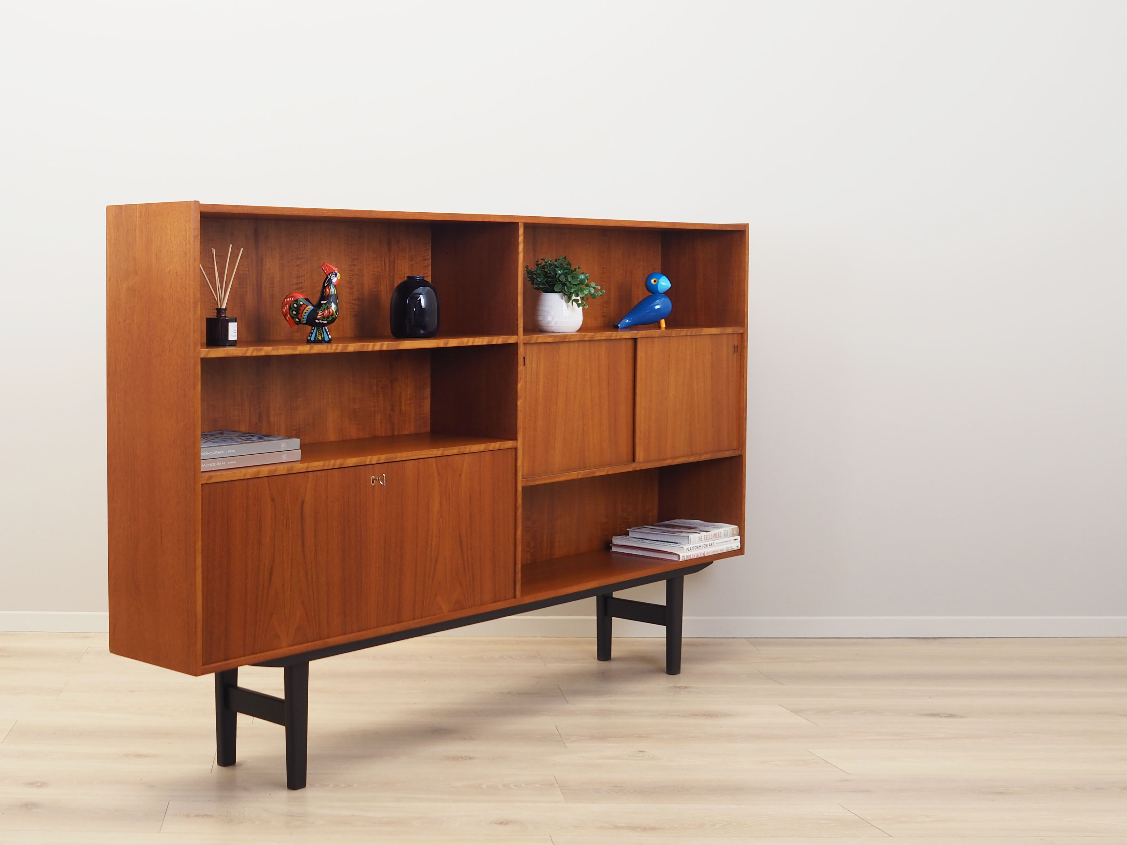 Teak bookcase, Danish design, 1970s, production: Denmark