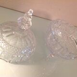 Globe candy box on tripod legs in chiseled glass / vintage 60s-70s