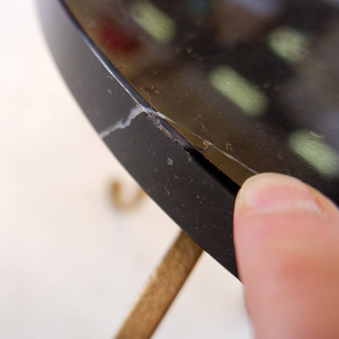 Art Deco Side Table in Marble and Gild Iron