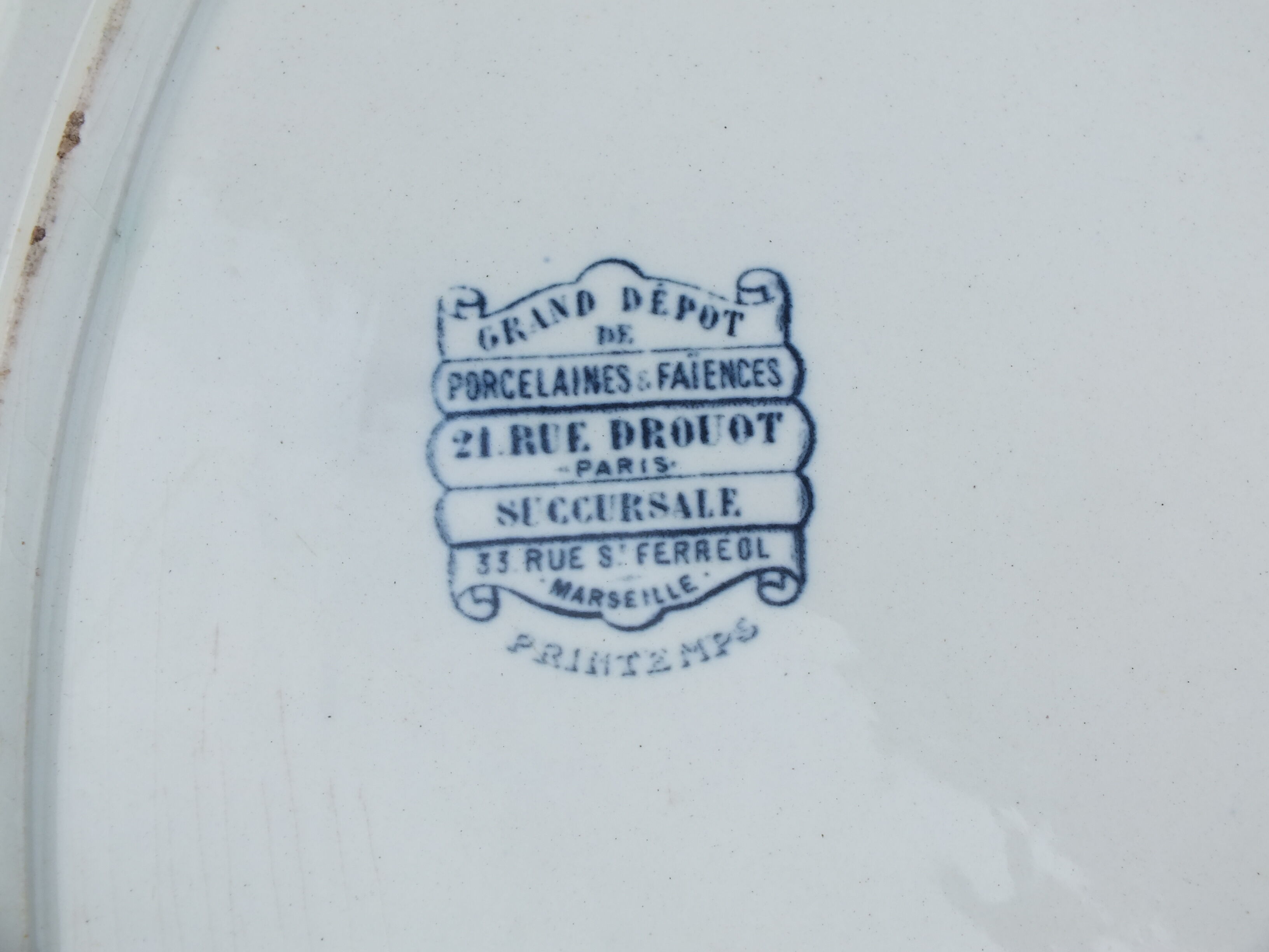 Dish in Terre de Fer decoration Spring, birds - 38x47 cms