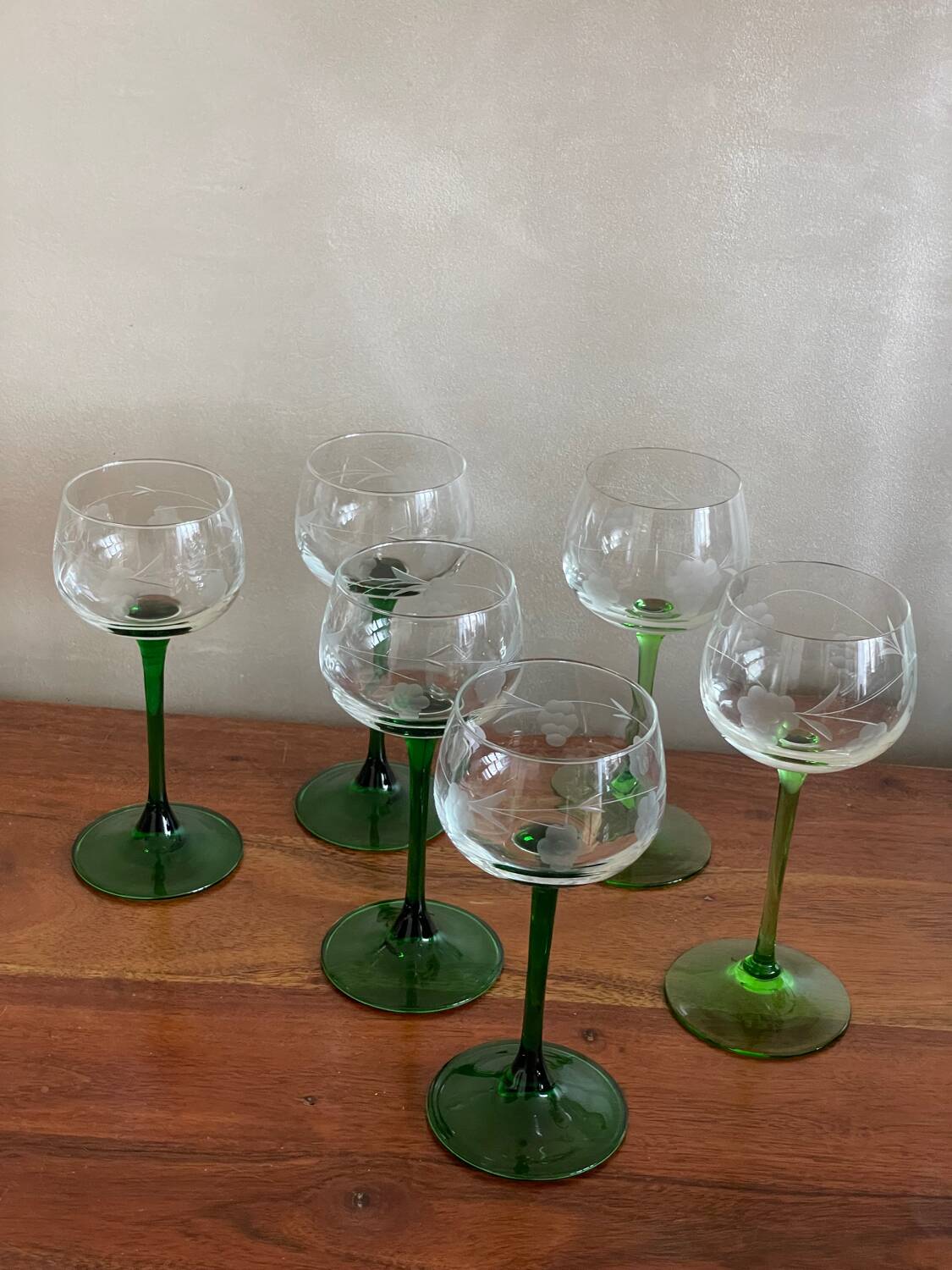 6 engraved wine glasses
