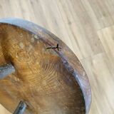 Oval side coffee table