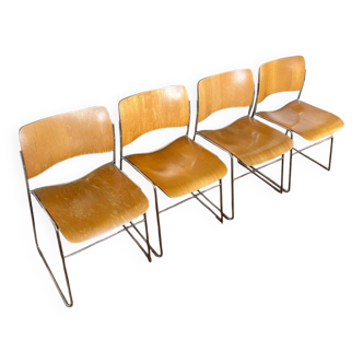 4 Howe 40/4 Wooden Chairs by David Rowland