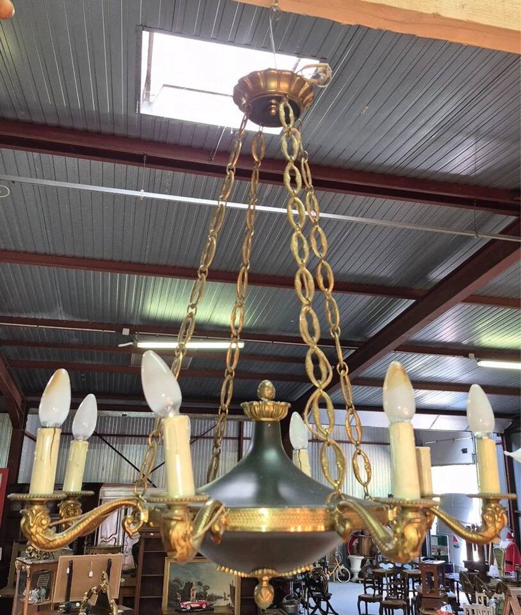 Empire-style chandelier in finely chiselled and gilded bronze