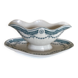Gravy boat