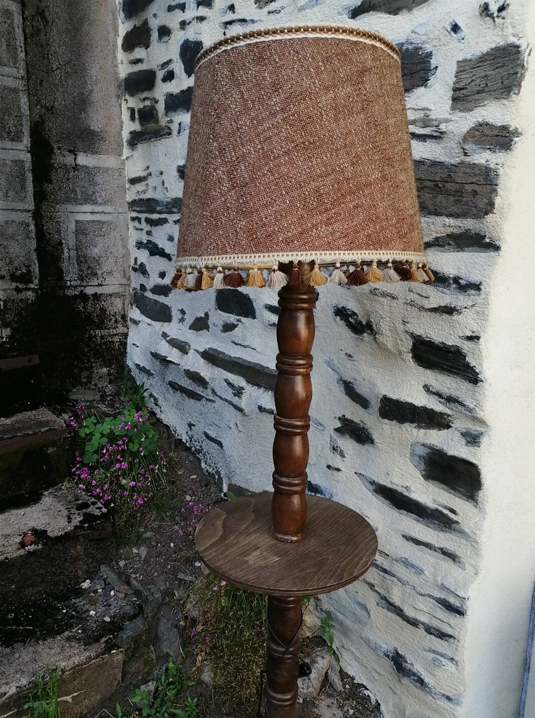 Lampadaire bois serviteur vintage