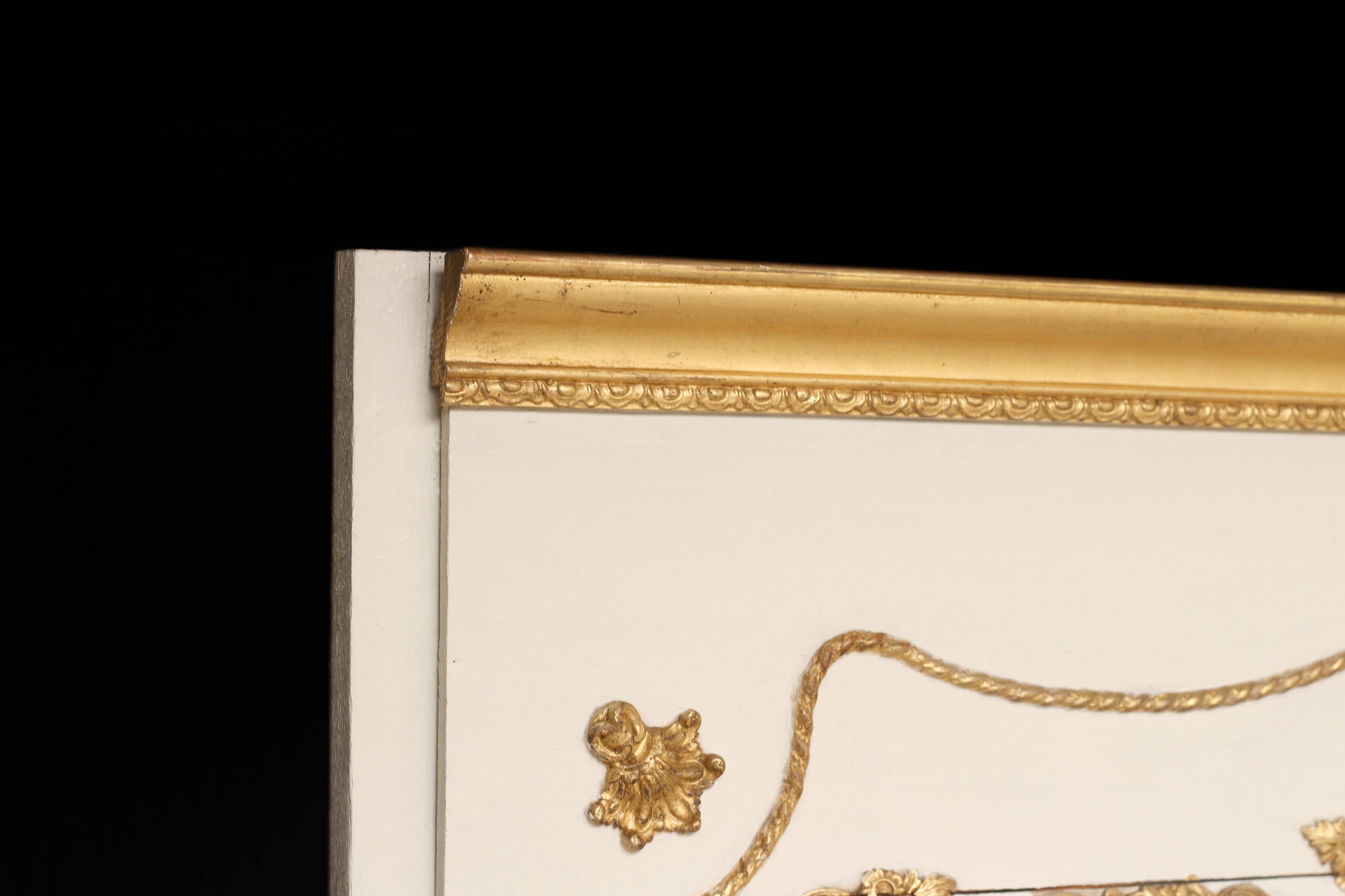 Magical: trumeau circa 1900. Superb gilding, royal allure.