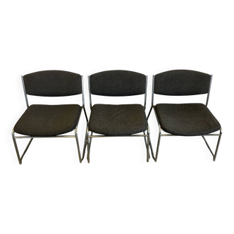 Pair of vintage armchairs in metal and grey mottled fabric.