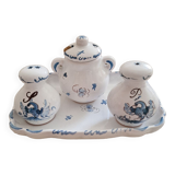Salt and pepper shaker