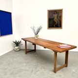 Grande table de ferme brutaliste en hêtre
