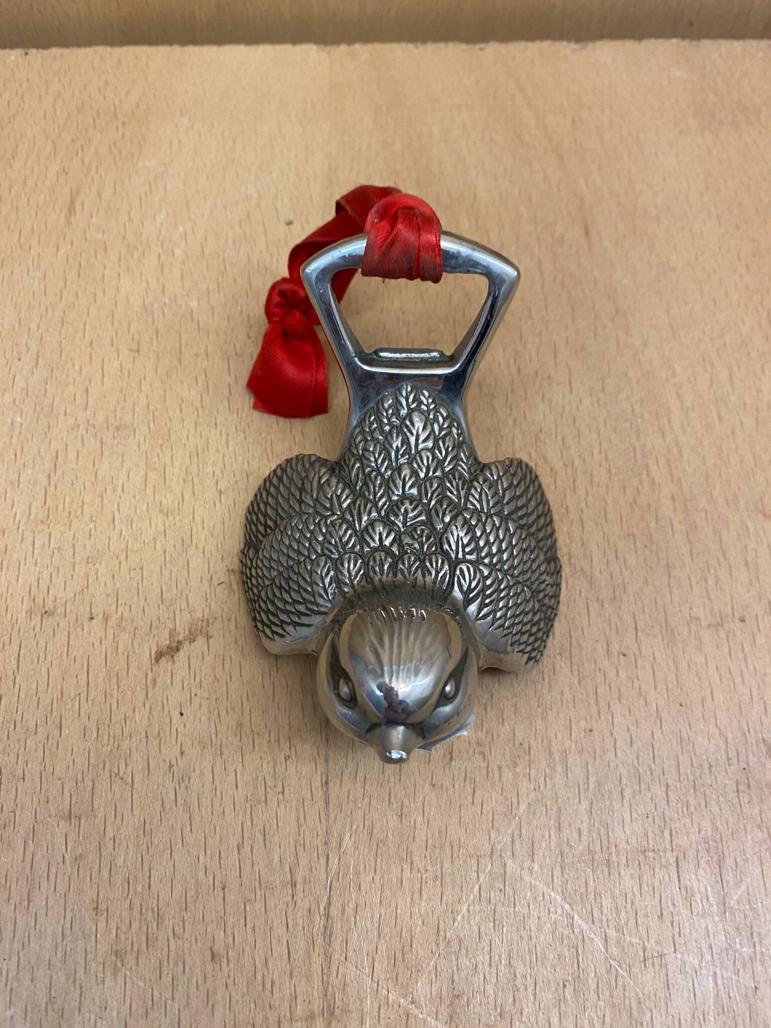 Bird bottle opener