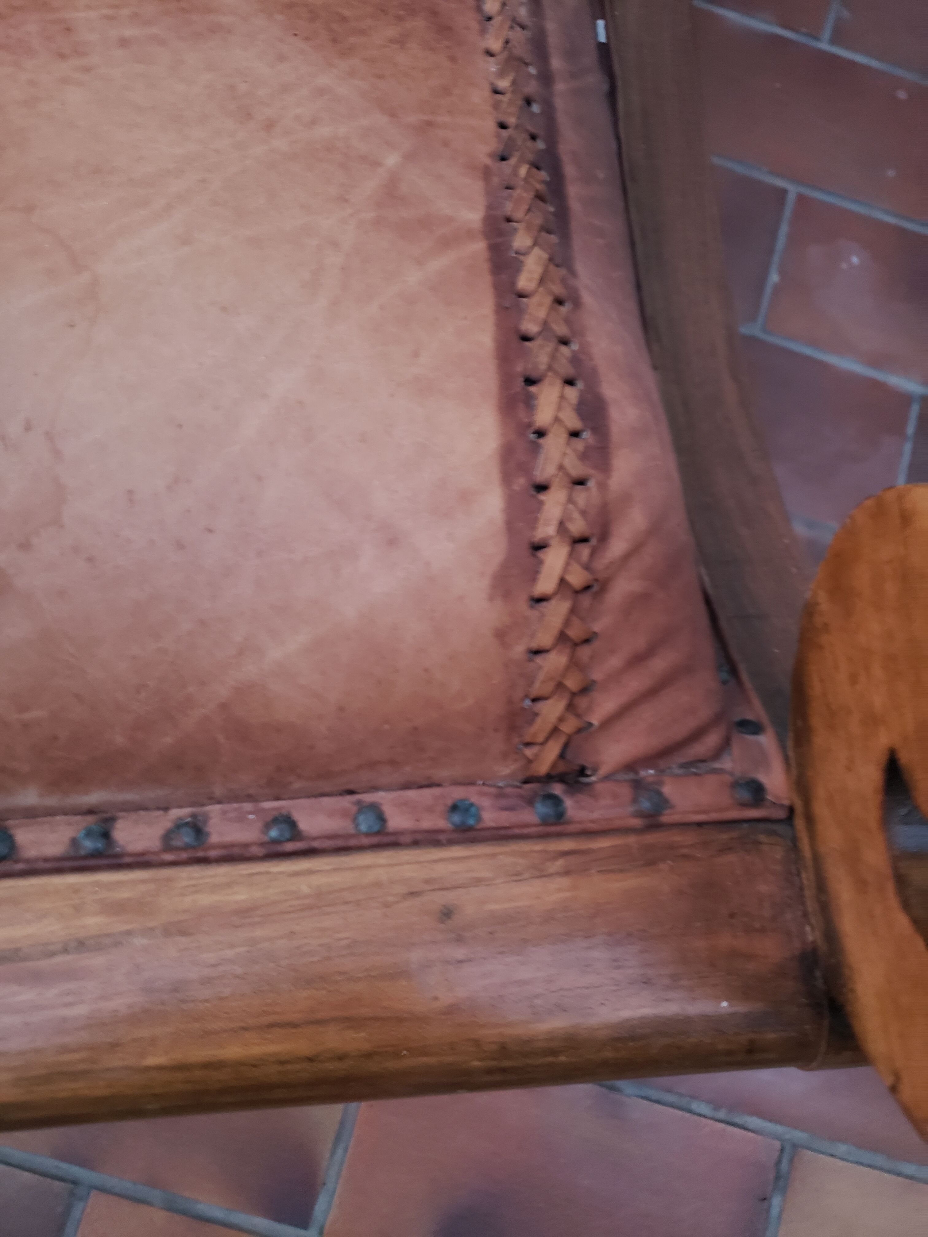 Colonial planter chair