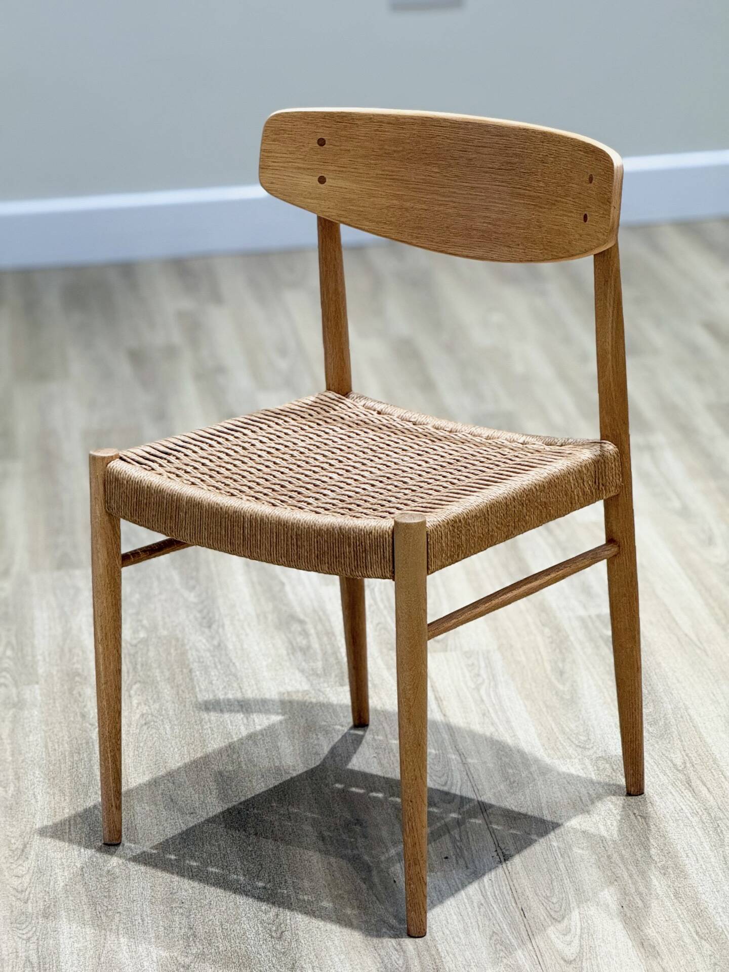 Set Of Eight Oak A.M Møbler Model 501 Papercord Dining Chairs