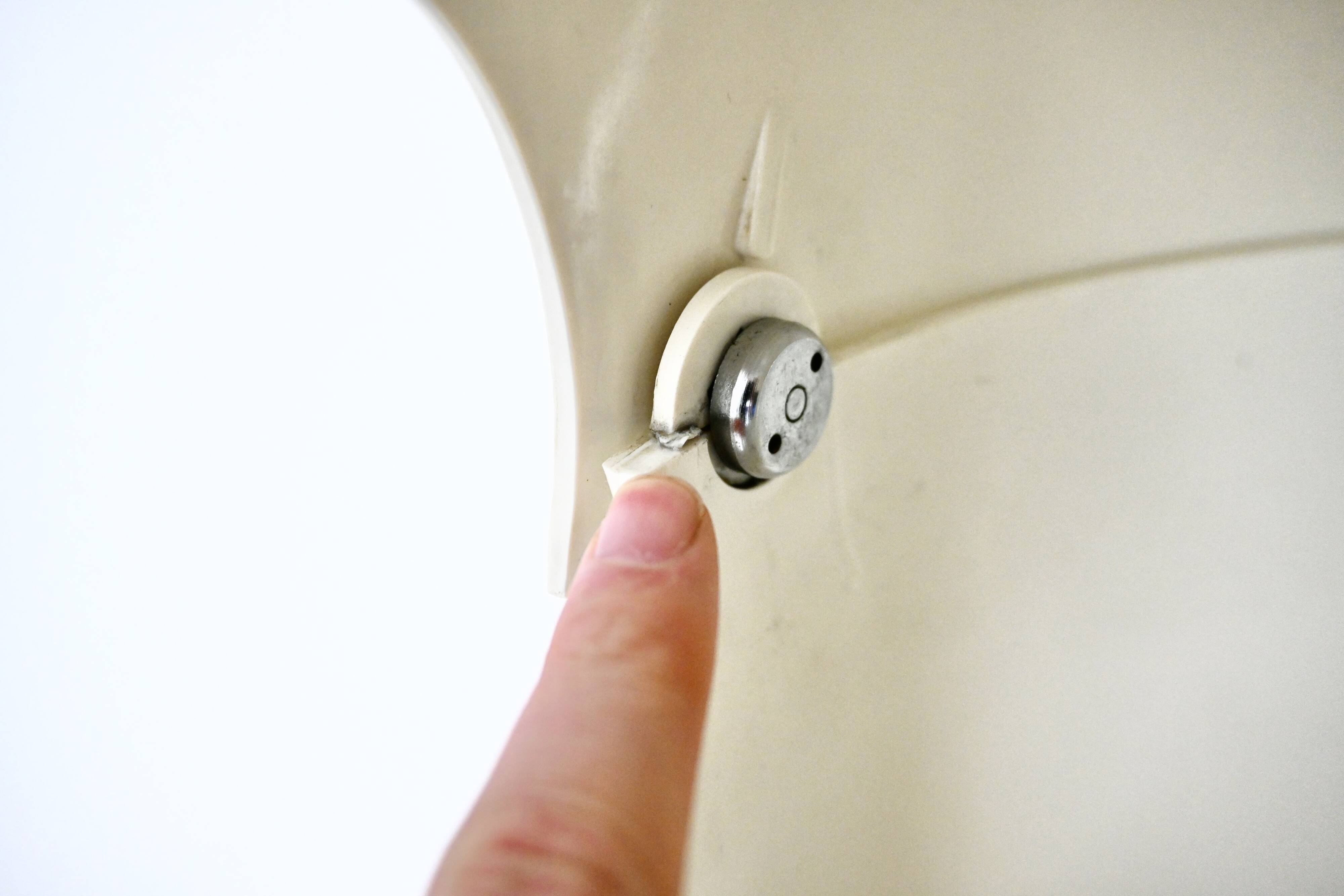 Mezzo Pileo Floor Lamp by Gae Aulenti for Artemide, 1970s