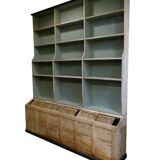 Store furniture
