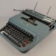 Machine à écrire Olivetti Lettera 22 - vintage 1950