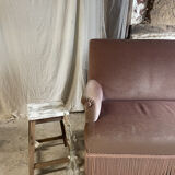 Velvet toad sofa