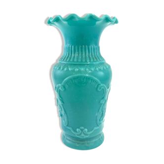 Vase en opaline bleu turquoise