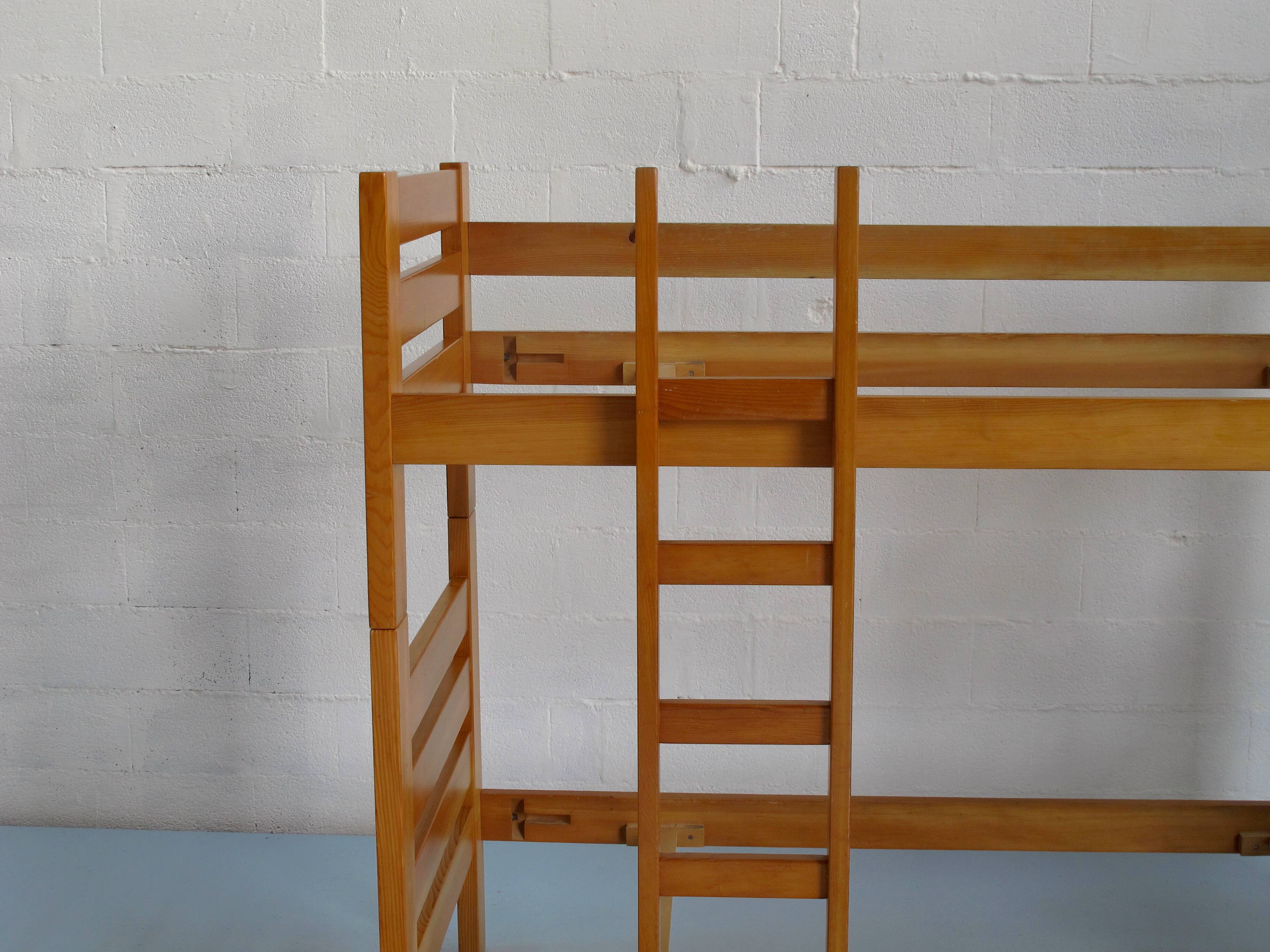 Bunk beds, Regain edition, Les Arcs 1600 Charlotte Perriand