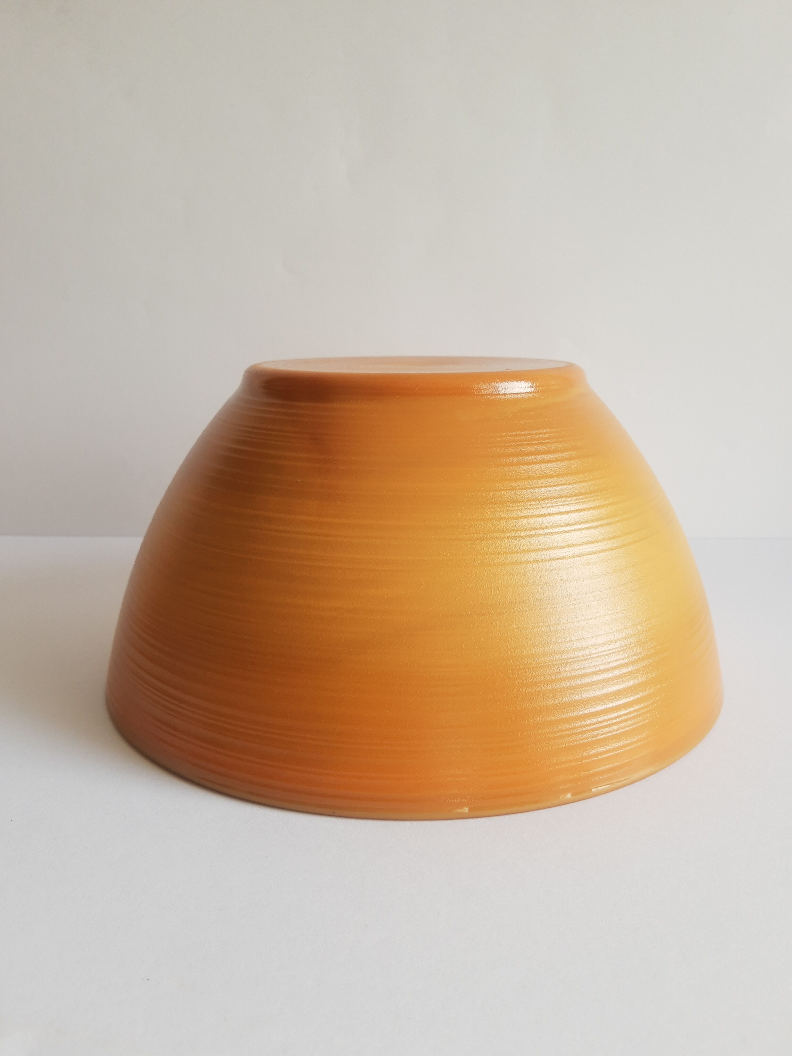 Vintage 70s Volcan brown opaline salad bowl