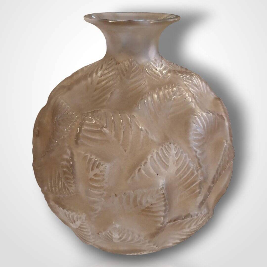 René Lalique (1860-1945), vase model Ormeaux, 20th century